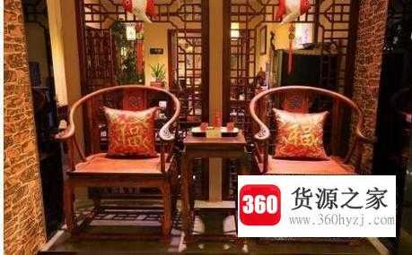 客厅红木家具怎么搭配、摆放会更好？