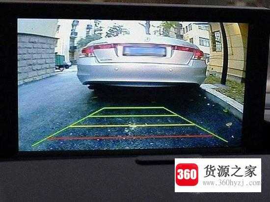 倒车影像黄红绿线是什么意思？