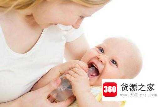 春季宝宝吃奶粉上火是怎么回事？