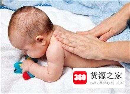 怎么知道新生儿肚子胀不胀？
