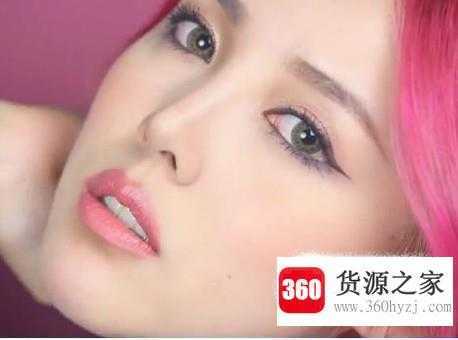 手把手教你画情人节诱人妆容