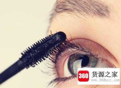 哪些方法能让眼睫毛又黑又长？