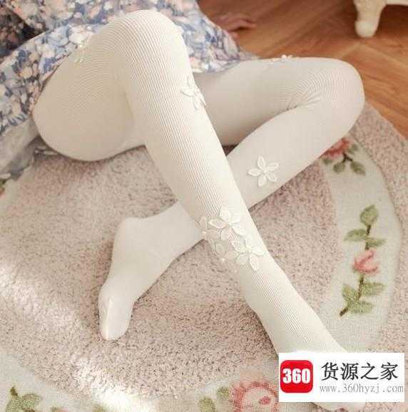 夏天穿什么颜色的丝袜好看？