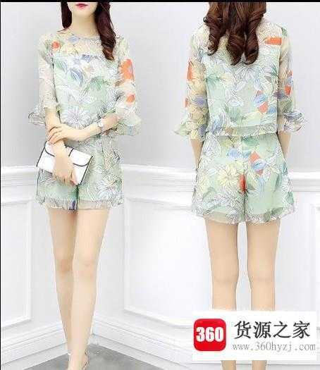 今年流行什么衣服？