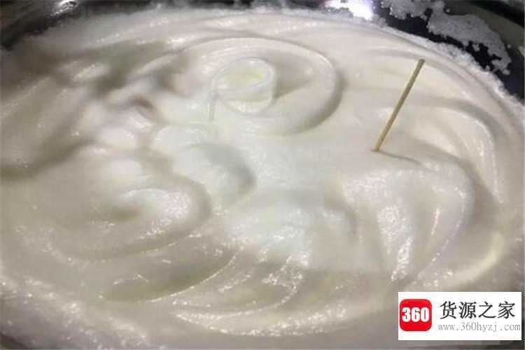 蛋清怎么打成奶油状