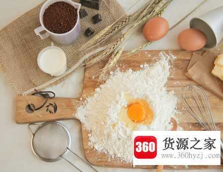 电饭煲蛋糕为什么蒸起来了又馅下去