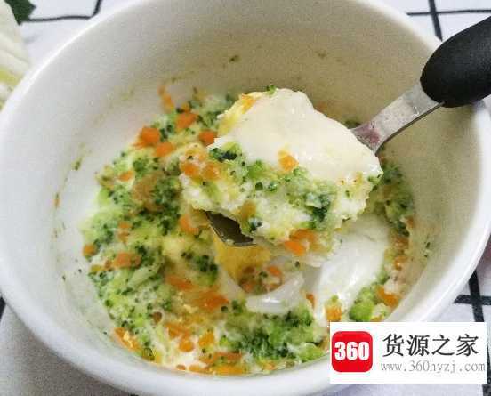 西兰花胡萝卜蒸鸡蛋的做法
