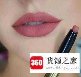灰色搭配什么颜色