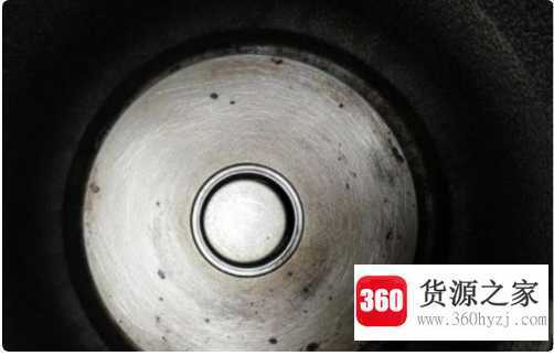塑料化了粘在锅上怎么去除