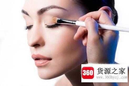 学生化妆底妆步骤