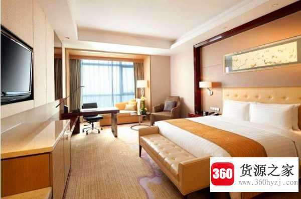 为什么酒店的床尾要放一块布