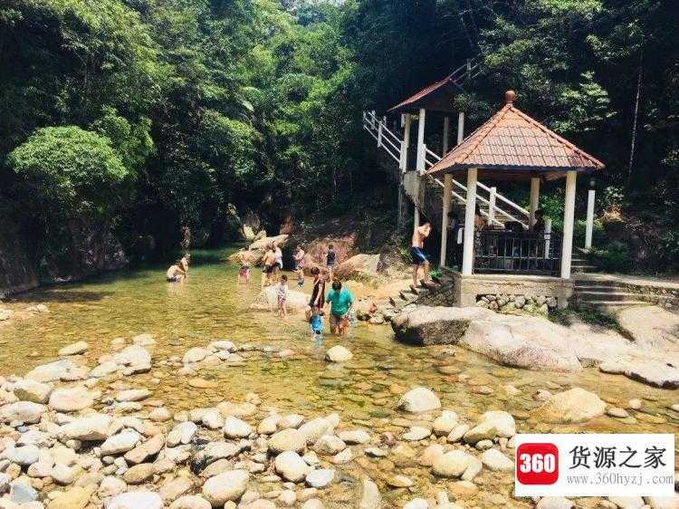 欲知山中事下一句是什么