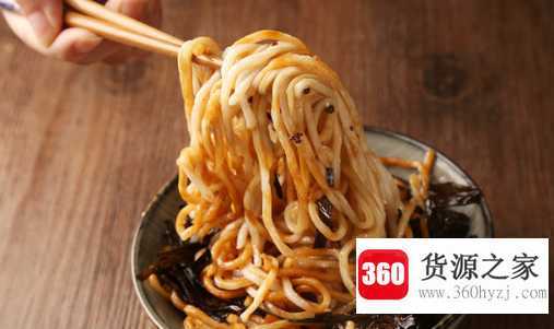 葱油拌面的家常做法