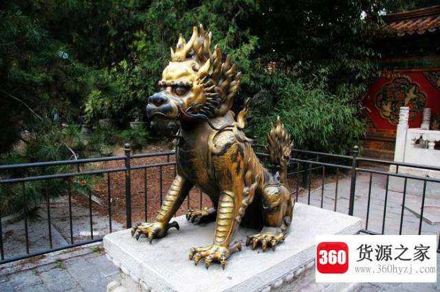 为什么御花园的鎏金铜像是跪着的