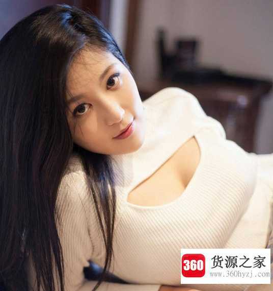 胸大无脑形容什么意思