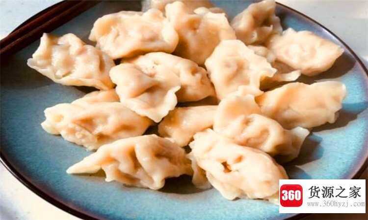 立秋吃面条还是饺子