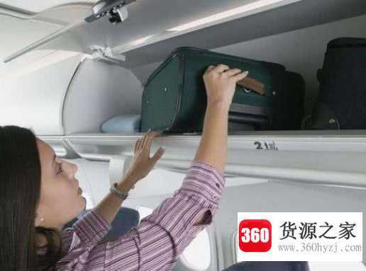 坐飞机可以带化妆品吗