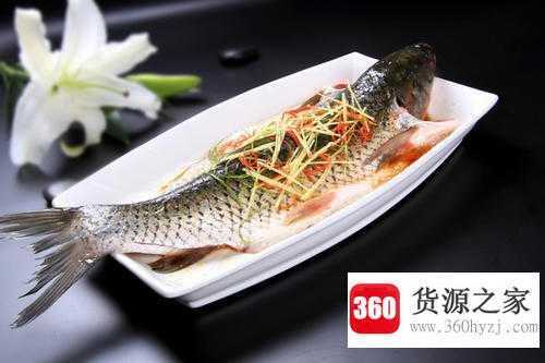 过年的时候吃鱼寓意