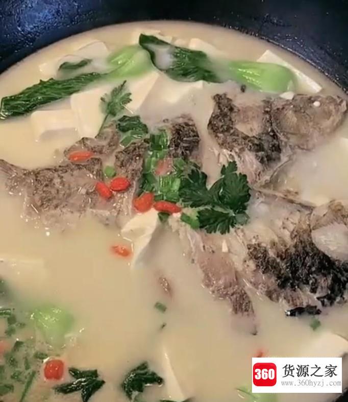 怎样做味道鲜美的鲫鱼豆腐汤