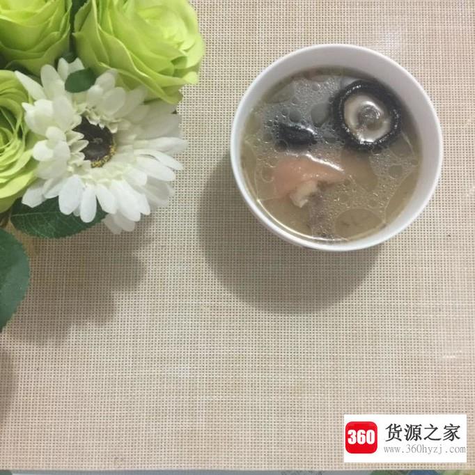 怎么做香菇黄豆炖猪脚？