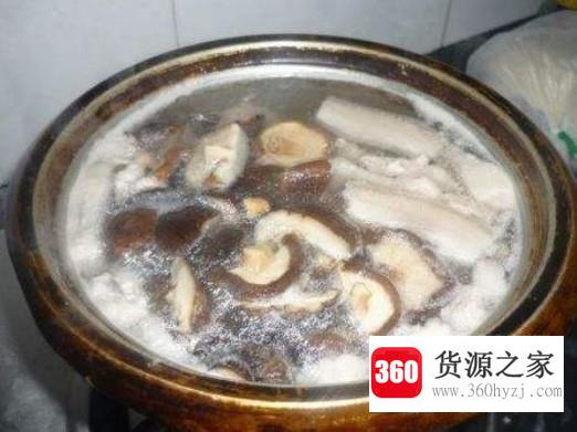 怎么制做鲜美的香菇瘦肉汤