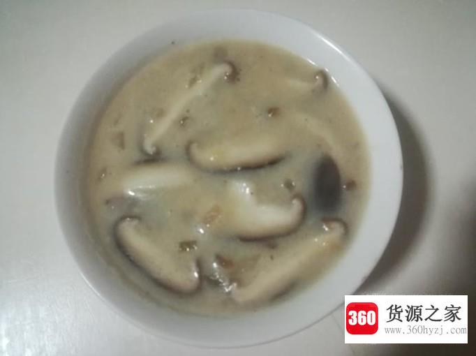 牛奶香菇汤的做法