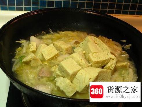 酸菜炖冻豆腐的做法
