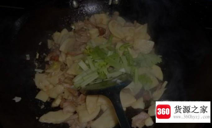 家常春笋炒肉的做法