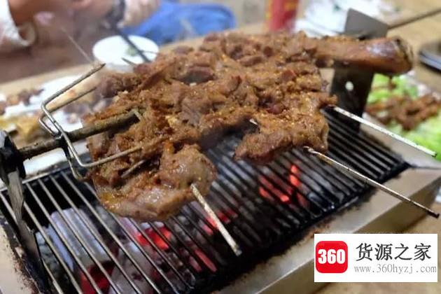 怎么制作碳烤羊腿