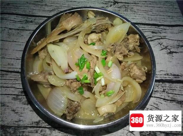 鸭肉怎么做好吃——洋葱炖鸭肉的做法