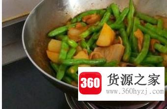 土豆炖豆角怎么做好吃