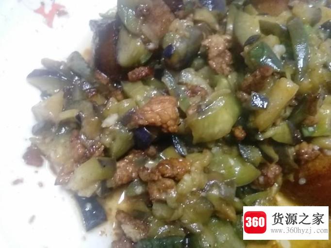 怎么做酱肉茄子？