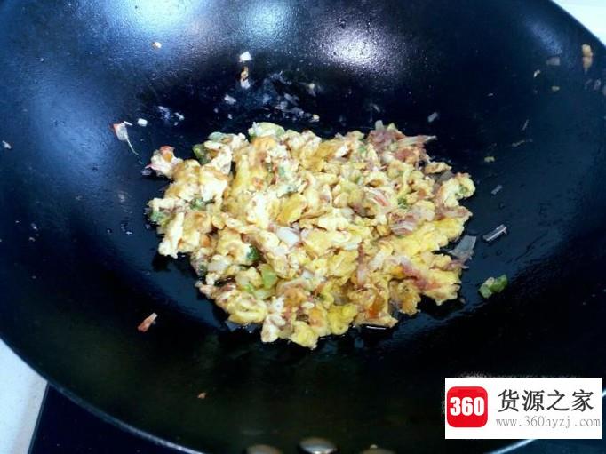 虾酱炒鸡蛋的做法
