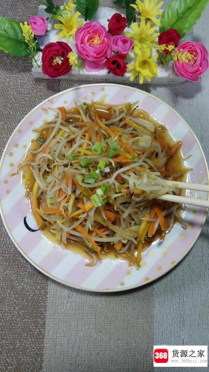 怎样做美味的胡萝卜丝炒豆芽？