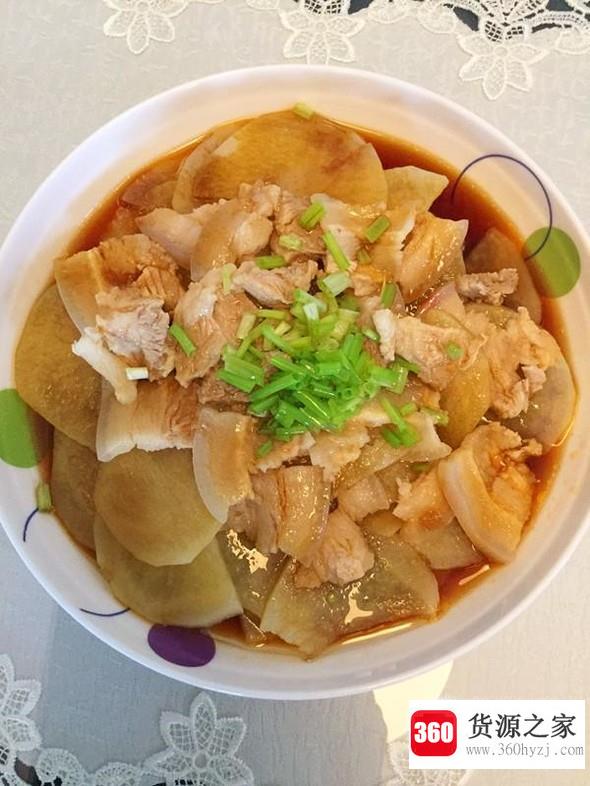 酸辣五花肉土豆片的家常做法