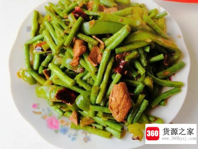 怎样做好吃的菜椒豆角炒肉？