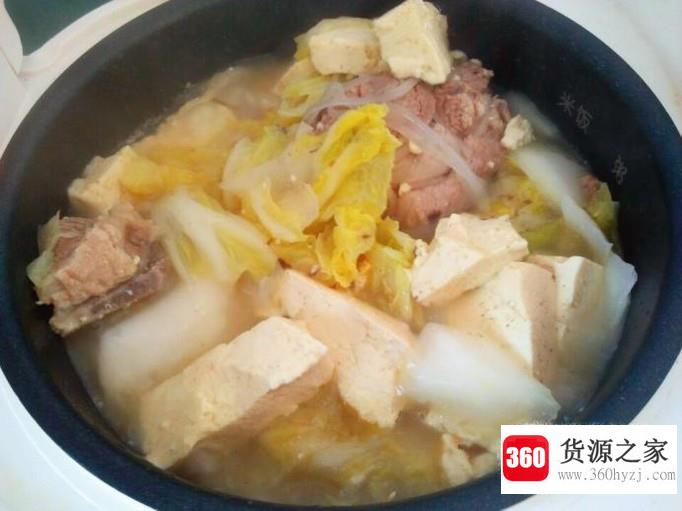 怎么做大骨粉条炖白菜豆腐？