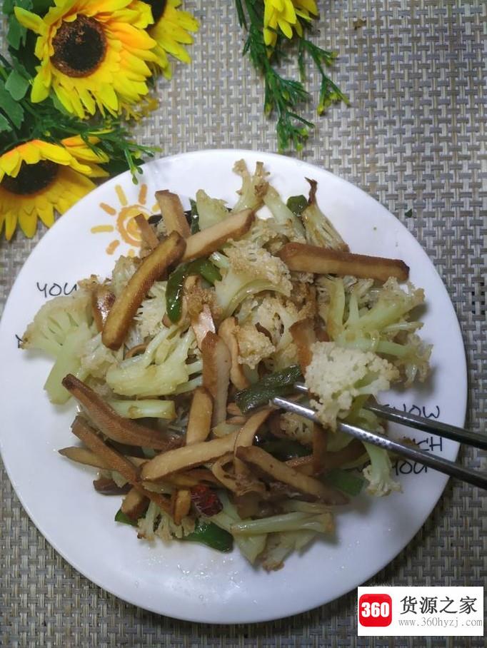 怎样做美味的花菜炒香干？