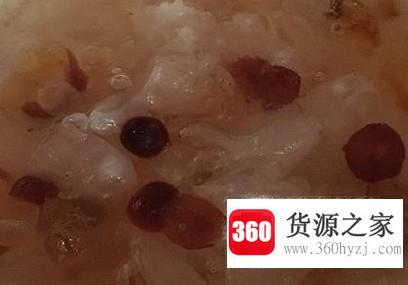 桃胶皂角米雪燕羹做法