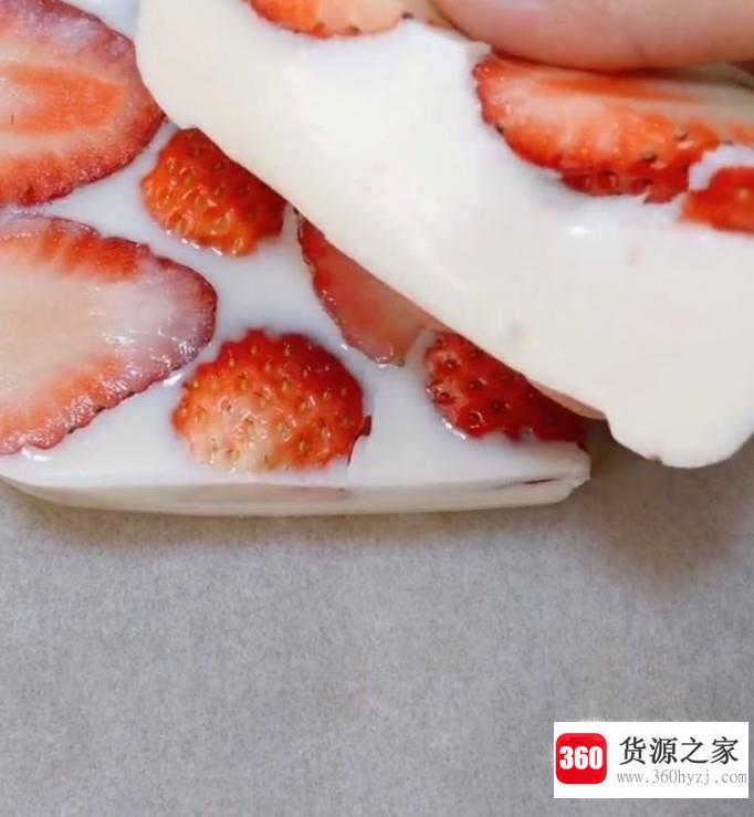 草莓奶酪布丁怎么做
