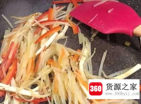 怎么炒土豆丝不粘锅？