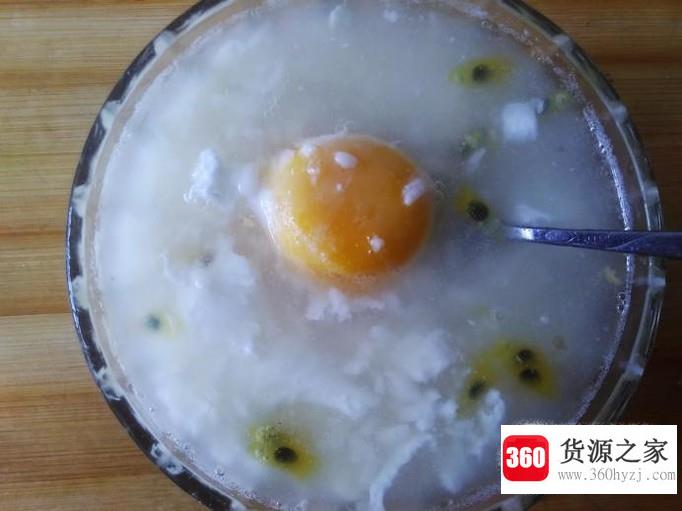 鸡蛋百香果煮甜酒的做法