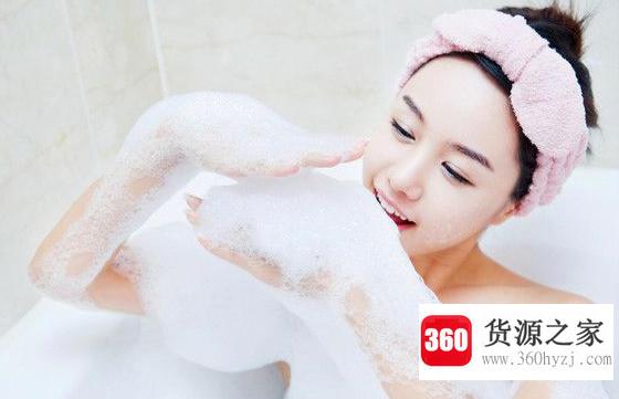 为什么洗澡时想唱歌且唱得更好听？