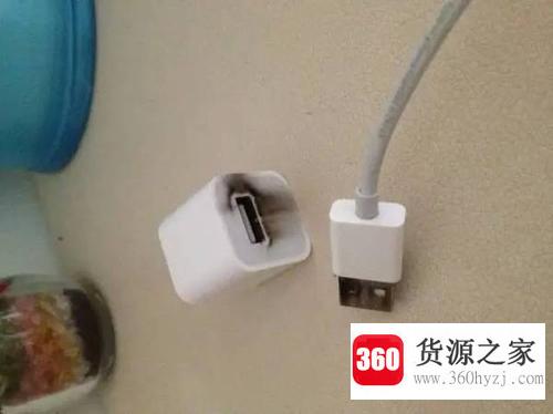充电器一直插在电源上可以吗？