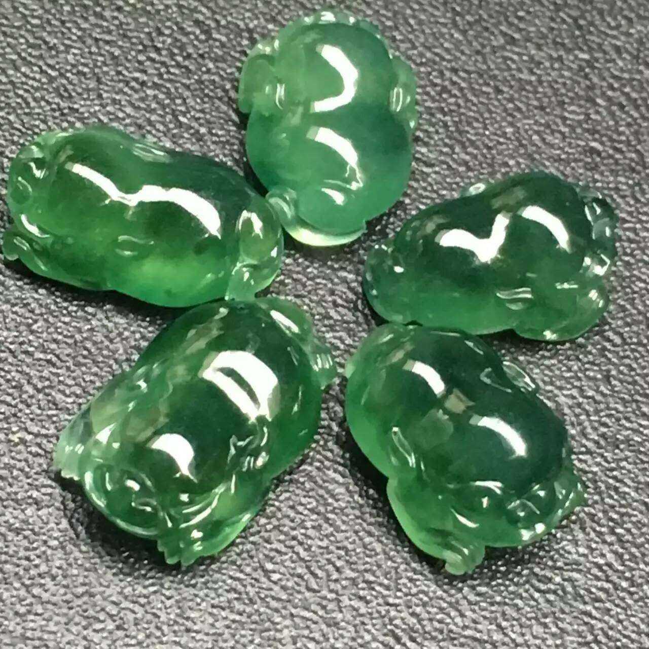 翡翠手镯价格