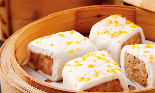 怎么制作香甜蜜枣豆沙糯米饭