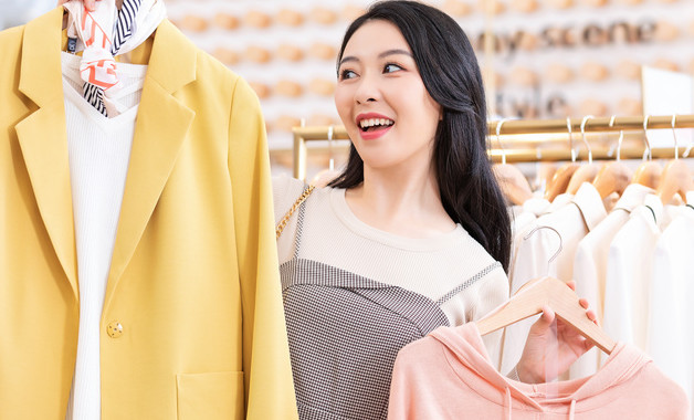 2018款全新丰田凯美瑞怎么样？新款凯美瑞值得拥有