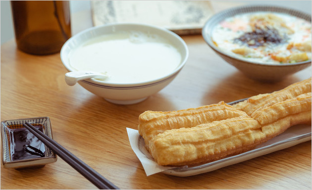 使油条嫩的方法