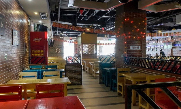开纸上烧烤连锁店
