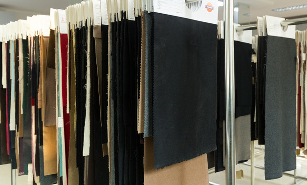 开服装店找品牌